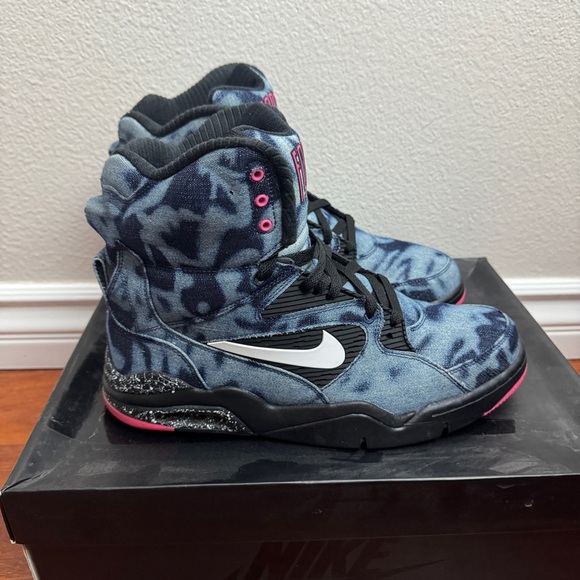 Nike Air Command Force Bleached Denim Size 10.5 - Picture 1 of 8